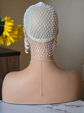 Charger l'image dans la galerie, Accessoire pour la tête en perles blanches – Parfaite pour les cérémonies et mariages