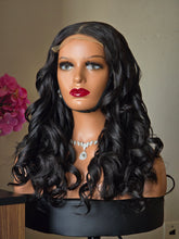 Cargar imagen en el visor de la galería, No=04 _ Perruque Vietnamienne Naturelle – 20 Pouces, 300 % de Densité