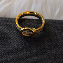 Charger l'image dans la galerie, Bague Couleur or en Acier Inoxydable – Élégance et Intemporalité - Taille 8