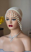 Charger l'image dans la galerie, Accessoire pour la tête en perles blanches – Parfaite pour les cérémonies et mariages