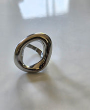 Charger l'image dans la galerie, Bague élégante en acier inoxydable – Couleur Argent