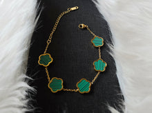 Cargar imagen en el visor de la galería, Bracelet en Acier Inoxydable Double Face – Motif Feuille à Cinq Pétales Porte-Bonheur