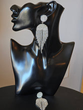 Cargar imagen en el visor de la galería, Boucles d’oreilles élégantes – Idéales pour soirées et mariages