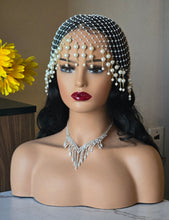 Charger l'image dans la galerie, Accessoire pour la tête en perles blanches – Parfaite pour les cérémonies et mariages