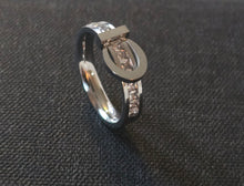 Cargar imagen en el visor de la galería, Bague Plaqué Or 18K en Acier Inoxydable – Élégance et Durabilité - Taille 8