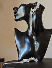 Load image into Gallery viewer, Boucle d&#39;oreille
