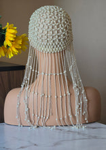 Charger l&#39;image dans la galerie, Accessoire de tête en perles blanches pendantes - Taille M
