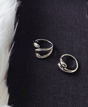 Load image into Gallery viewer, Set of 2 silver-colored stainless steel rings
