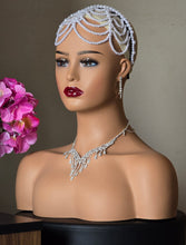 Charger l&#39;image dans la galerie, Accessoire pour la tête en perles blanches
