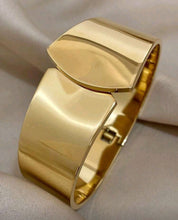 Cargar imagen en el visor de la galería, Bracelet en acier inoxydable couleur or - Élégance
