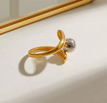 Charger l&#39;image dans la galerie, Bague en acier inoxydable couleur or et argent
