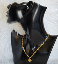 Load image into Gallery viewer, Colier
