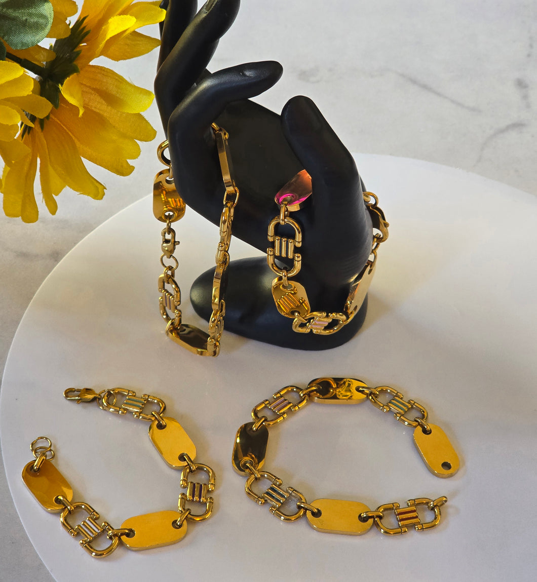 Bracelet