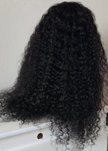 Cargar imagen en el visor de la galería, Perruque Cheveux brésiliens Water wave - Qualité Supérieure -30 pouces - Lace frontale 13*4
